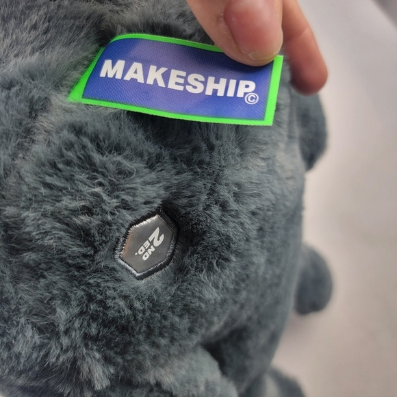 NWT RARE Makeship Timewarp Robin Spirit 2.0 jumbo plushie only 424 made - Picture 6 of 8